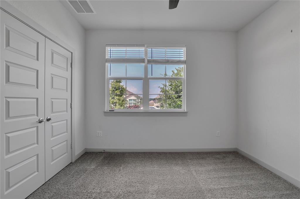 10633 Defender Trail Austin, TX 78754 - Photo 7 of 33