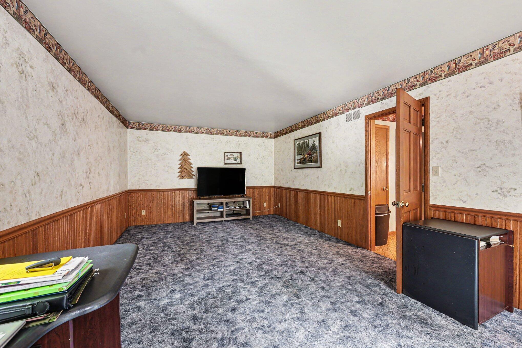 5688 West Waters Road Ann Arbor, MI 48103 - Photo 27 of 47 26 - 5688 W Waters Rd