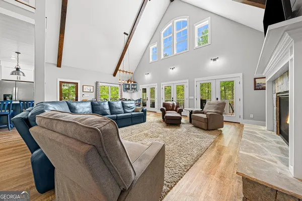 $1,495,000 | 318 Foxy Lane, Martin, GA 30557