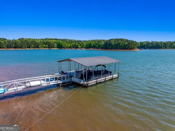 $1,495,000 | 318 Foxy Lane, Martin, GA 30557