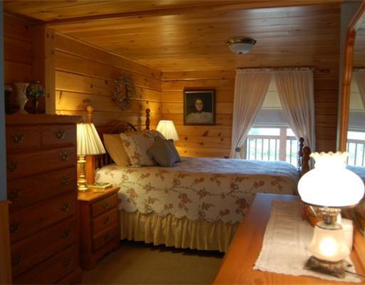 100 Kansas Road Naples, ME 04055 - Photo 12 of 20 Bedroom.