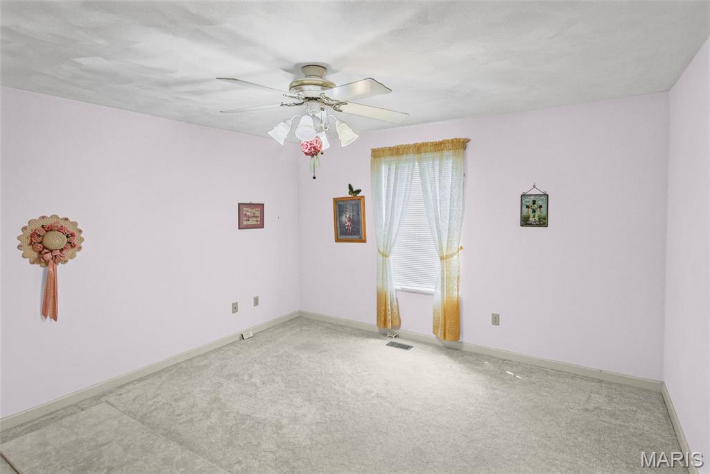 1334 Pepperidge Drive O'Fallon, IL 62269 - Photo 32 of 44
