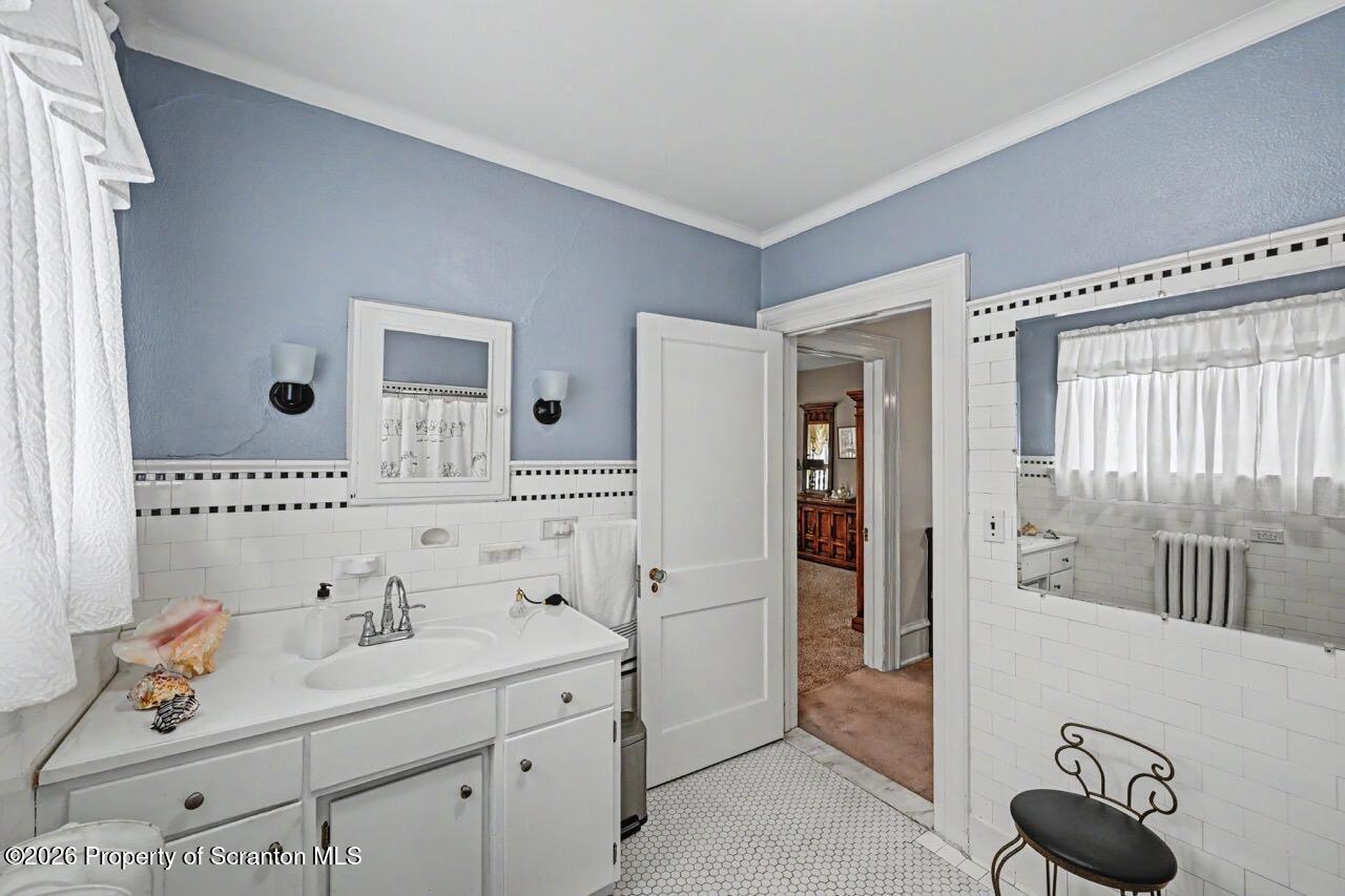 45 Church Hill Road Dalton, PA 18414 - Photo 38 of 59 Full Bathroom