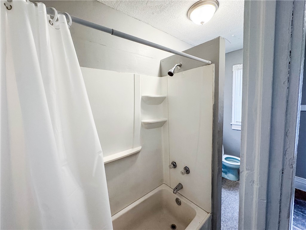 84 Ave B Rochester, NY 14621 - Photo 15 of 31