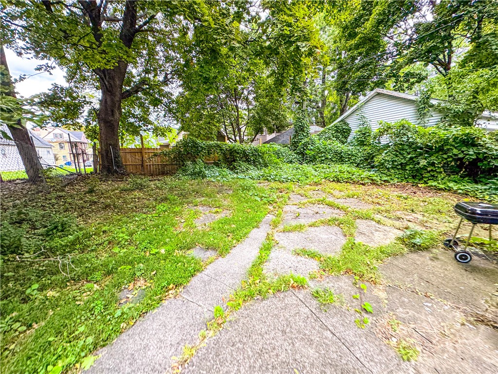 84 Ave B Rochester, NY 14621 - Photo 30 of 31