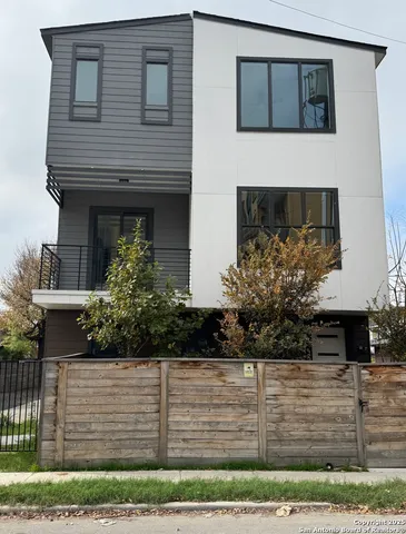 $1,850 | 415 Jackson Street, Unit 101, San Antonio, TX 78212