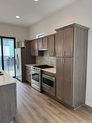 $1,850 | 415 Jackson Street, Unit 101, San Antonio, TX 78212