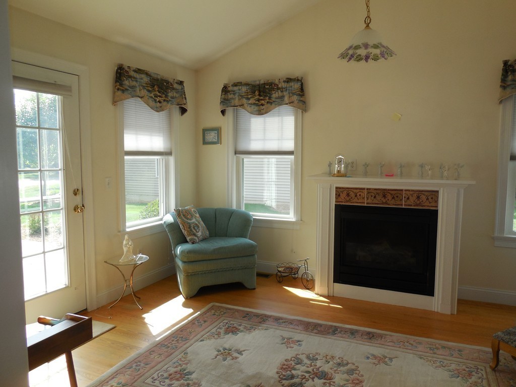22 Pomeroy Meadow Road, Unit 23 Southampton, MA 01073 - Photo 14 of 29 Gallery Image 14