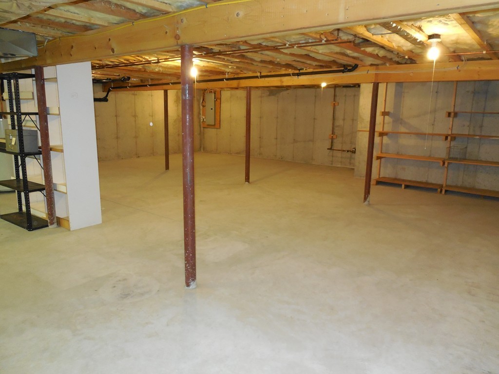 22 Pomeroy Meadow Road, Unit 23 Southampton, MA 01073 - Photo 24 of 29 Gallery Image 24