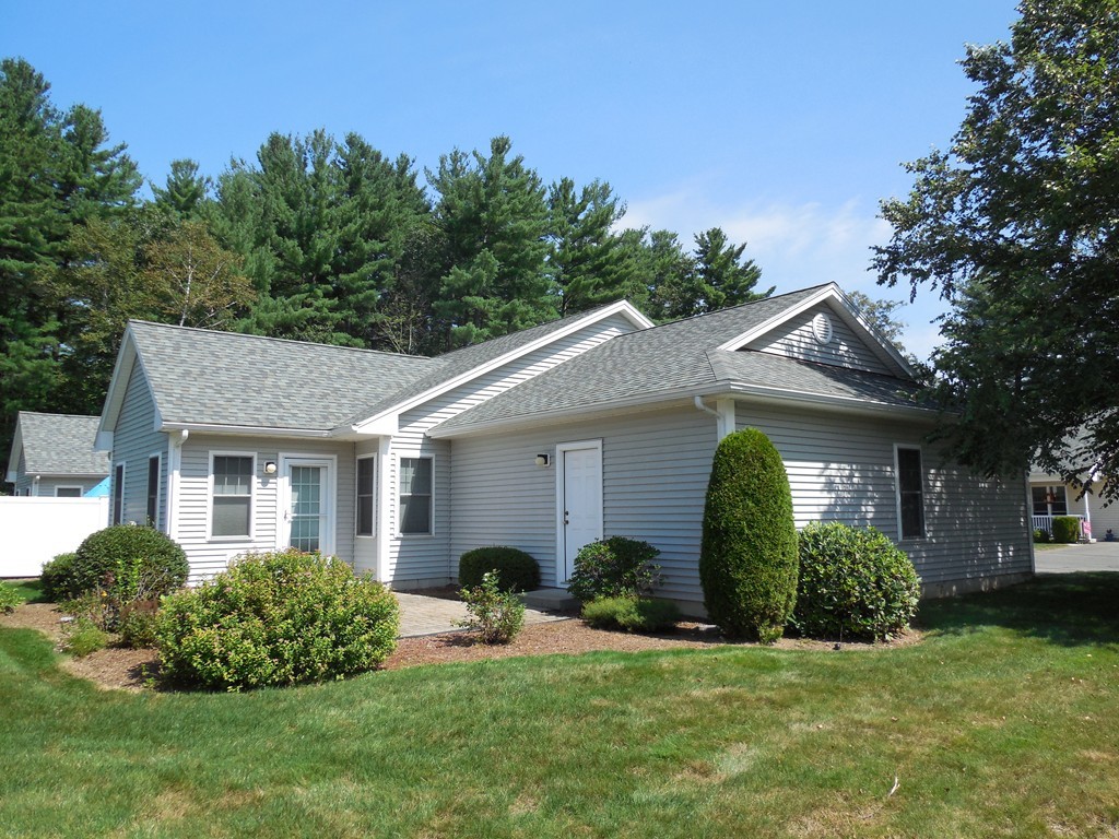 22 Pomeroy Meadow Road, Unit 23 Southampton, MA 01073 - Photo 4 of 29 Gallery Image 4