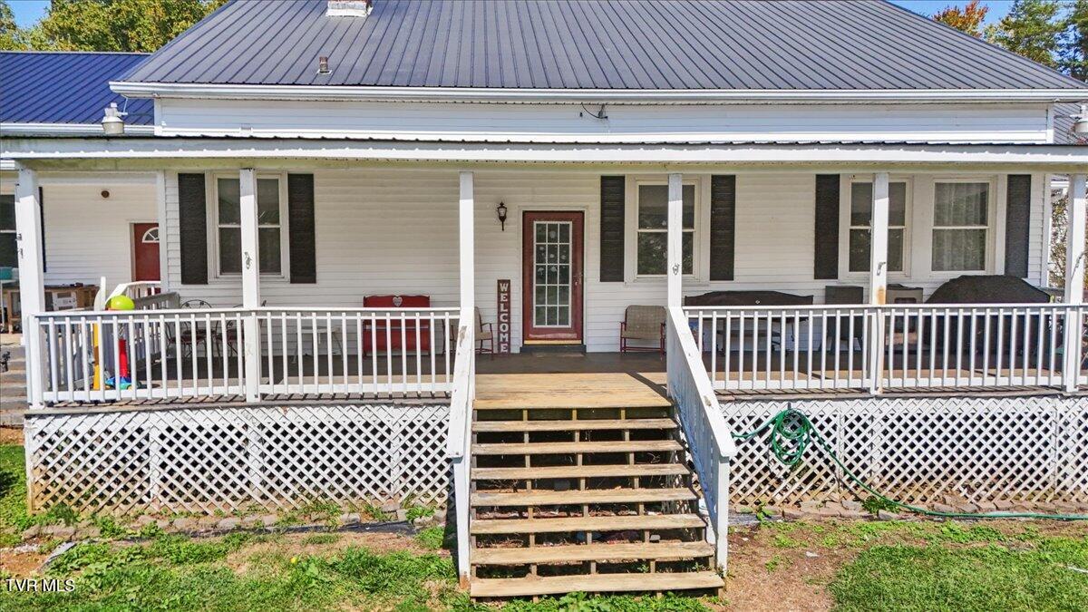 2447 Denton Valley Road Bristol, TN 37620 - Photo 34 of 41 37-DJI_20250919121414_0531_D