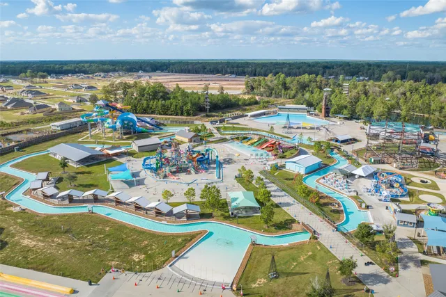 $329,990 | 204 Yellow Rosewood Lane, New Caney, TX 77357