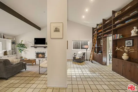 $1,560,000 | 11139 Hortense Street, North Hollywood, CA 91602
