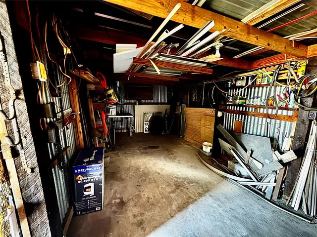 $75,000 | 413 East Locust Street, Whitewright, TX 75491