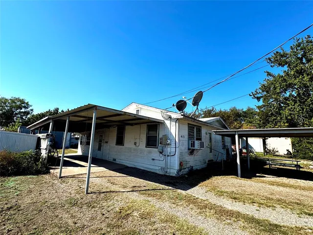$75,000 | 413 East Locust Street, Whitewright, TX 75491