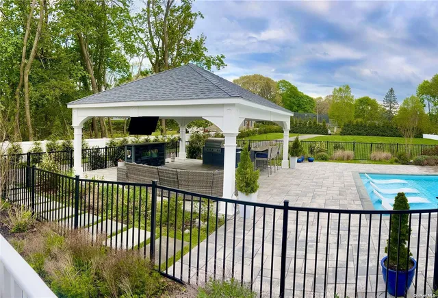 a balcony with view of lake