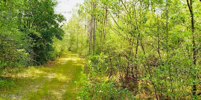 $179,500 | Grafe Homestead Road, Moss Point, MS 39562