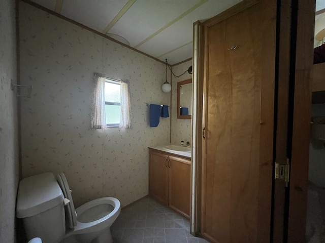 2795 East 28th Road Marseilles, IL 61341 - Photo 19 of 68 a bathroom with a toilet