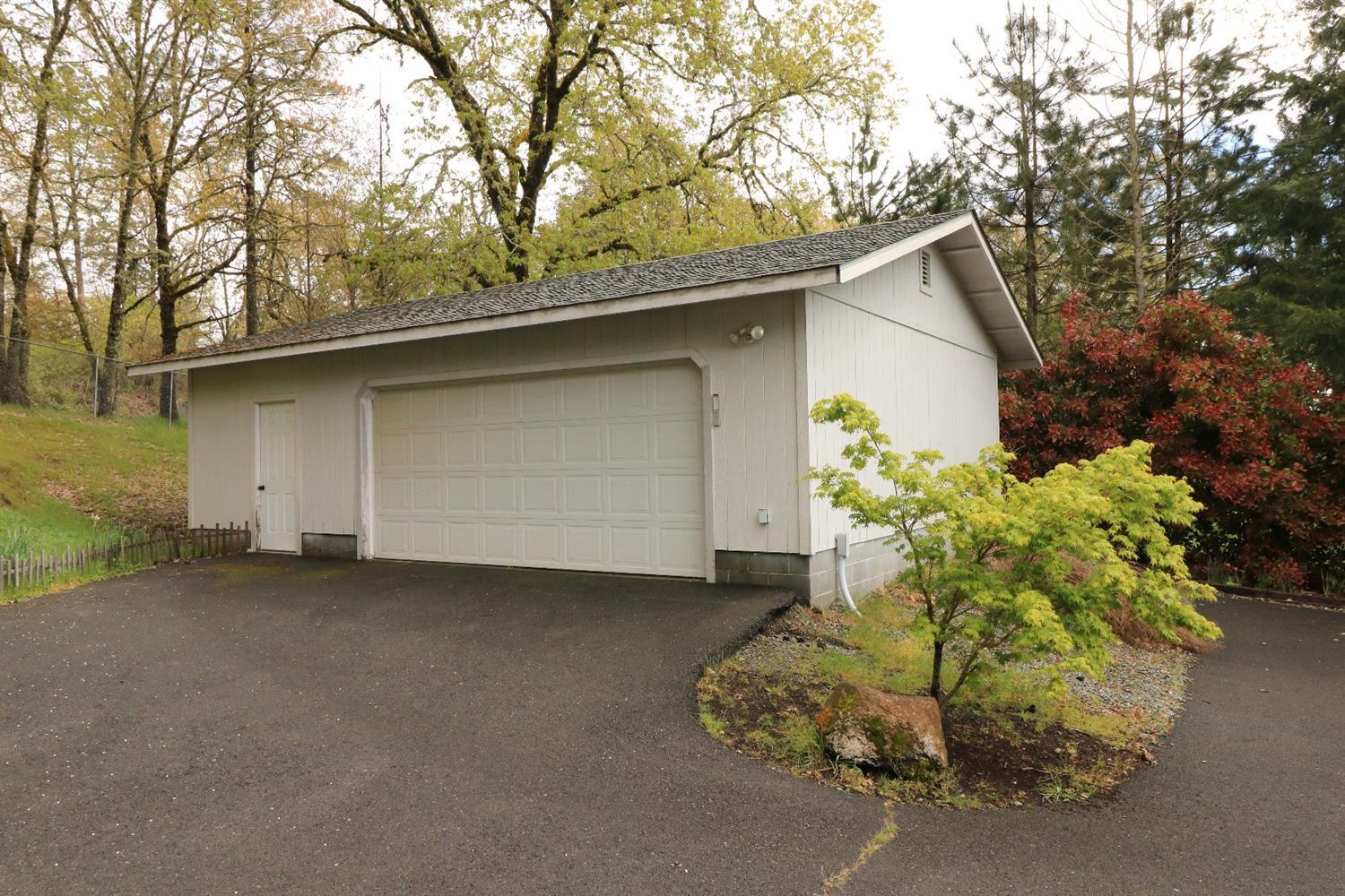 7101 Lower River Road Grants Pass, OR 97526 - Photo 30 of 34 Additional Photo