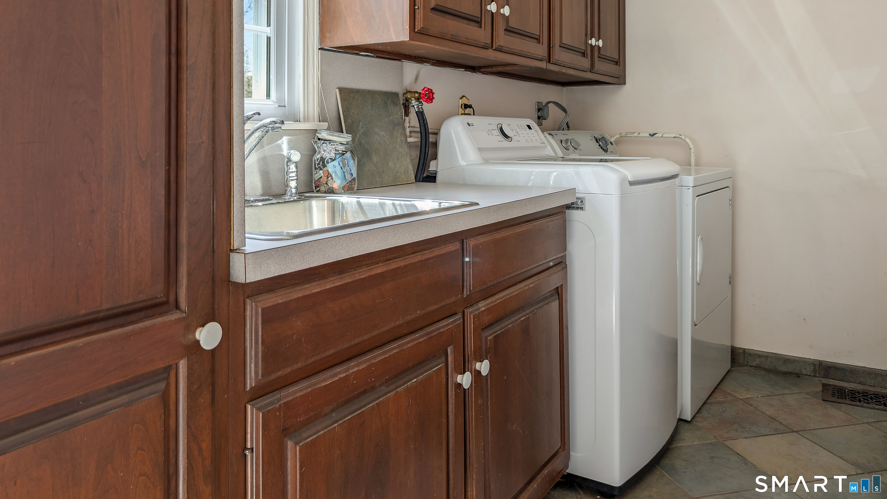 11 Old Woods Road Brookfield, CT 06804 - Photo 19 of 31