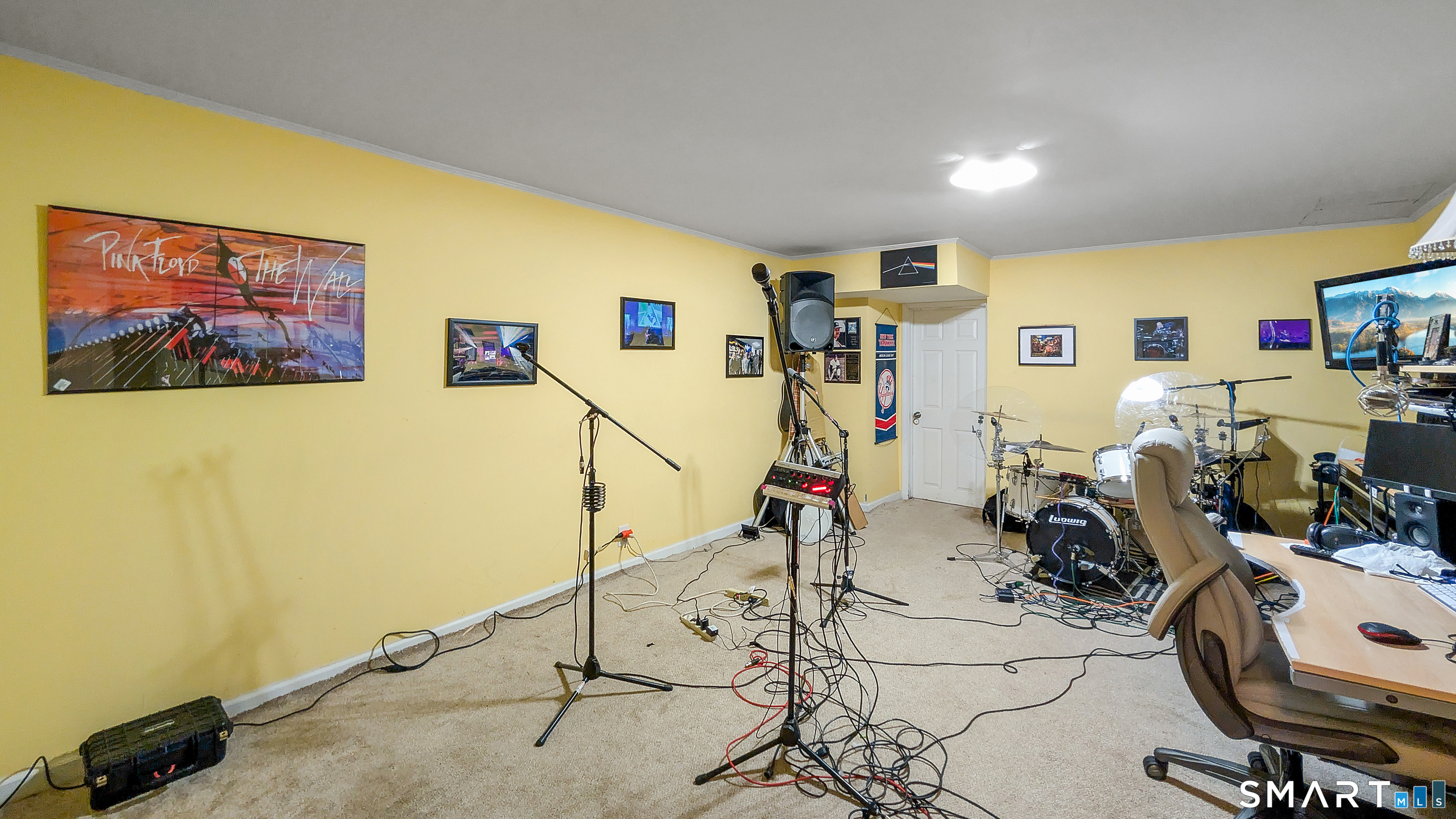 11 Old Woods Road Brookfield, CT 06804 - Photo 29 of 31