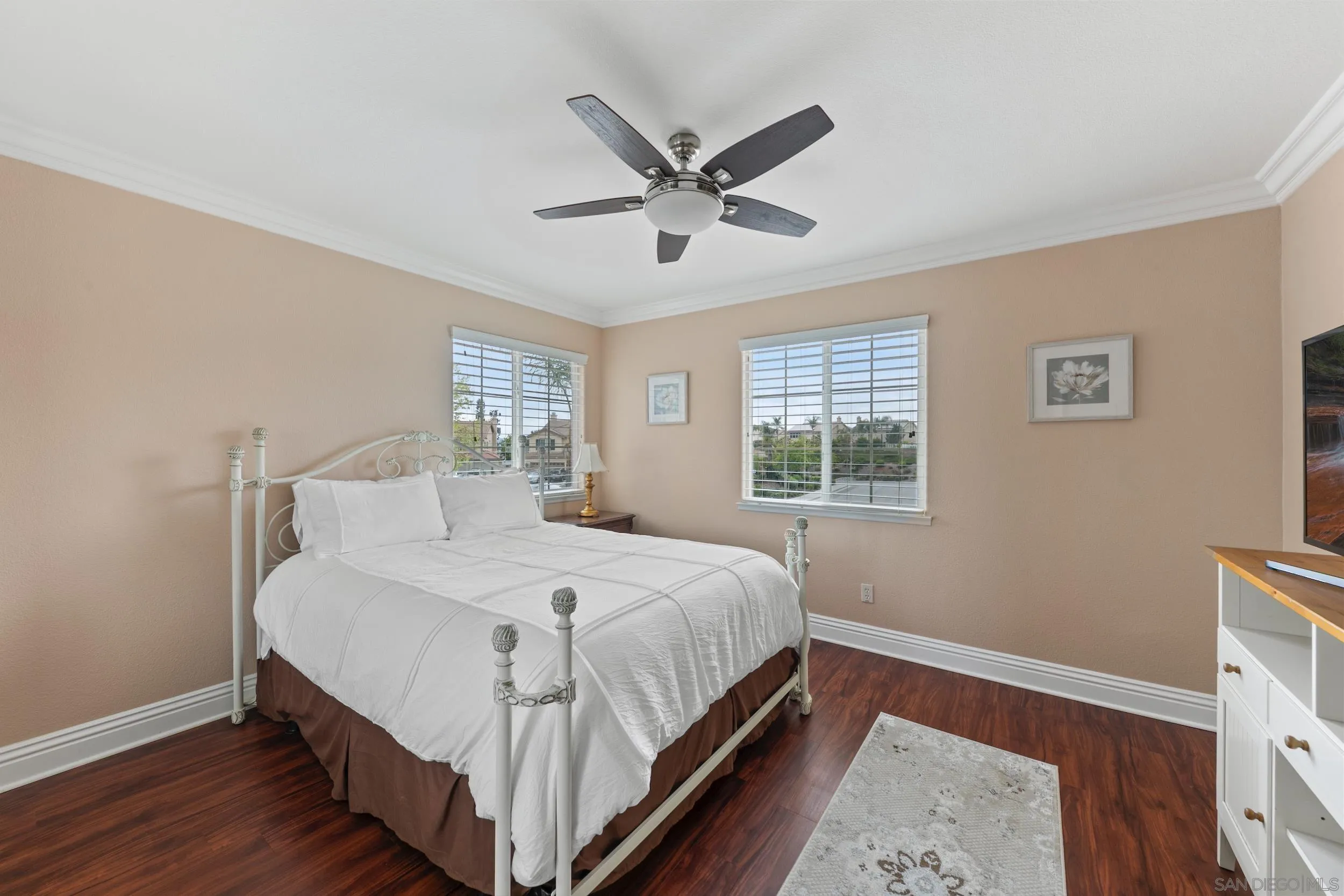 35920 Devonshire Lane Wildomar, CA 92595 - Photo 40 of 50 a bedroom with a bed and window