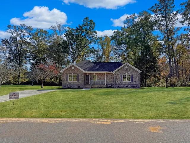 $259,500 | 1501 Harris Drive, Orangeburg, SC 29118