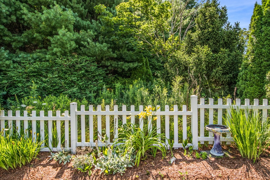 6 Chandler Way, Unit 6 Northborough, MA 01532 - Photo 37 of 37 a view of a house with a garden