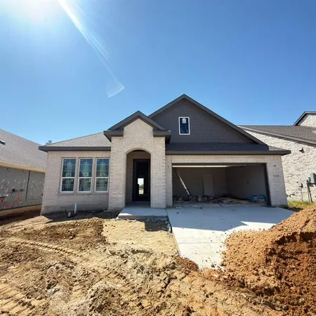 $396,175 | 3408 Helena Street, Gainesville, TX 76240