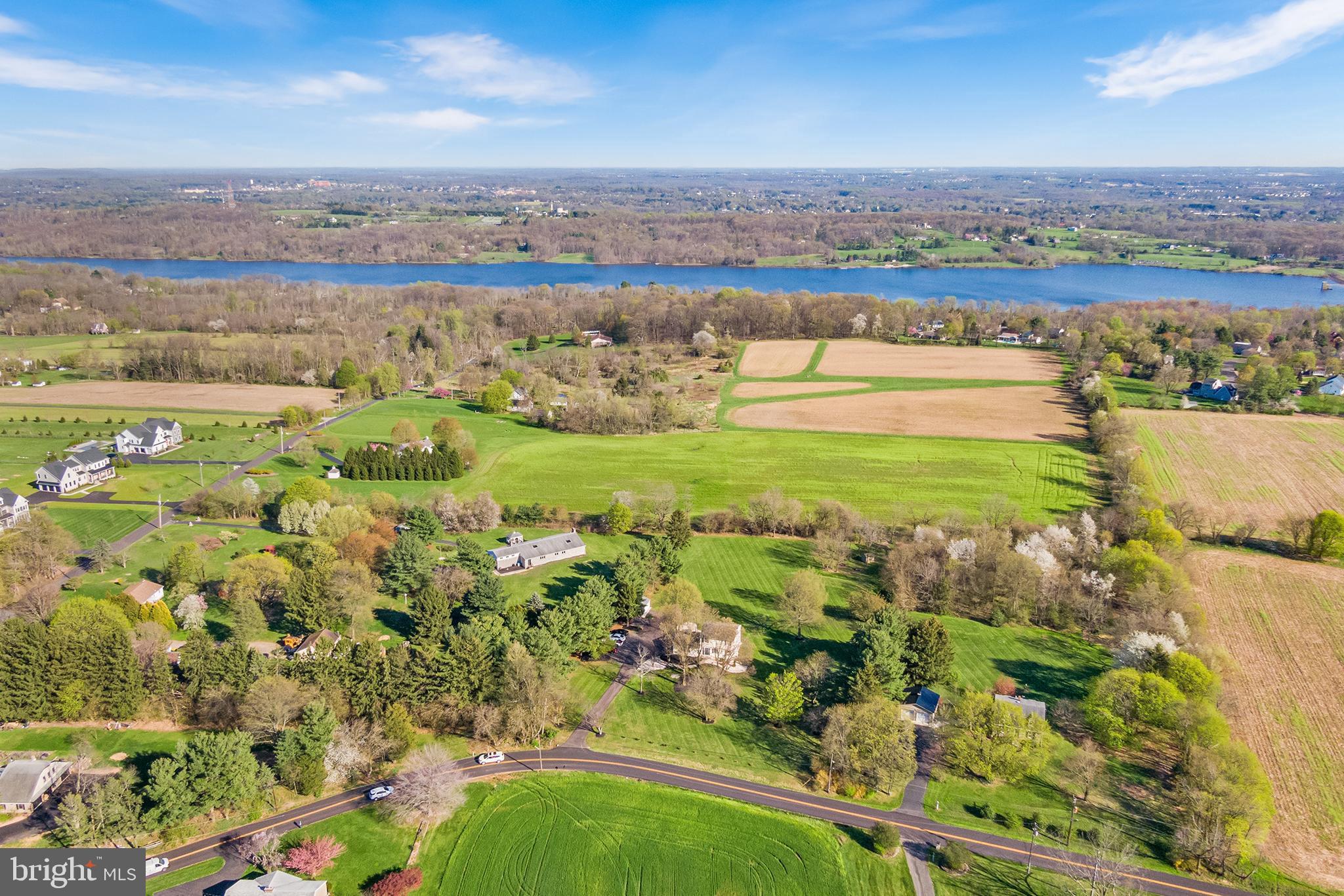 911 Upper Stump Road Chalfont, PA 18914 - Photo 3 of 44