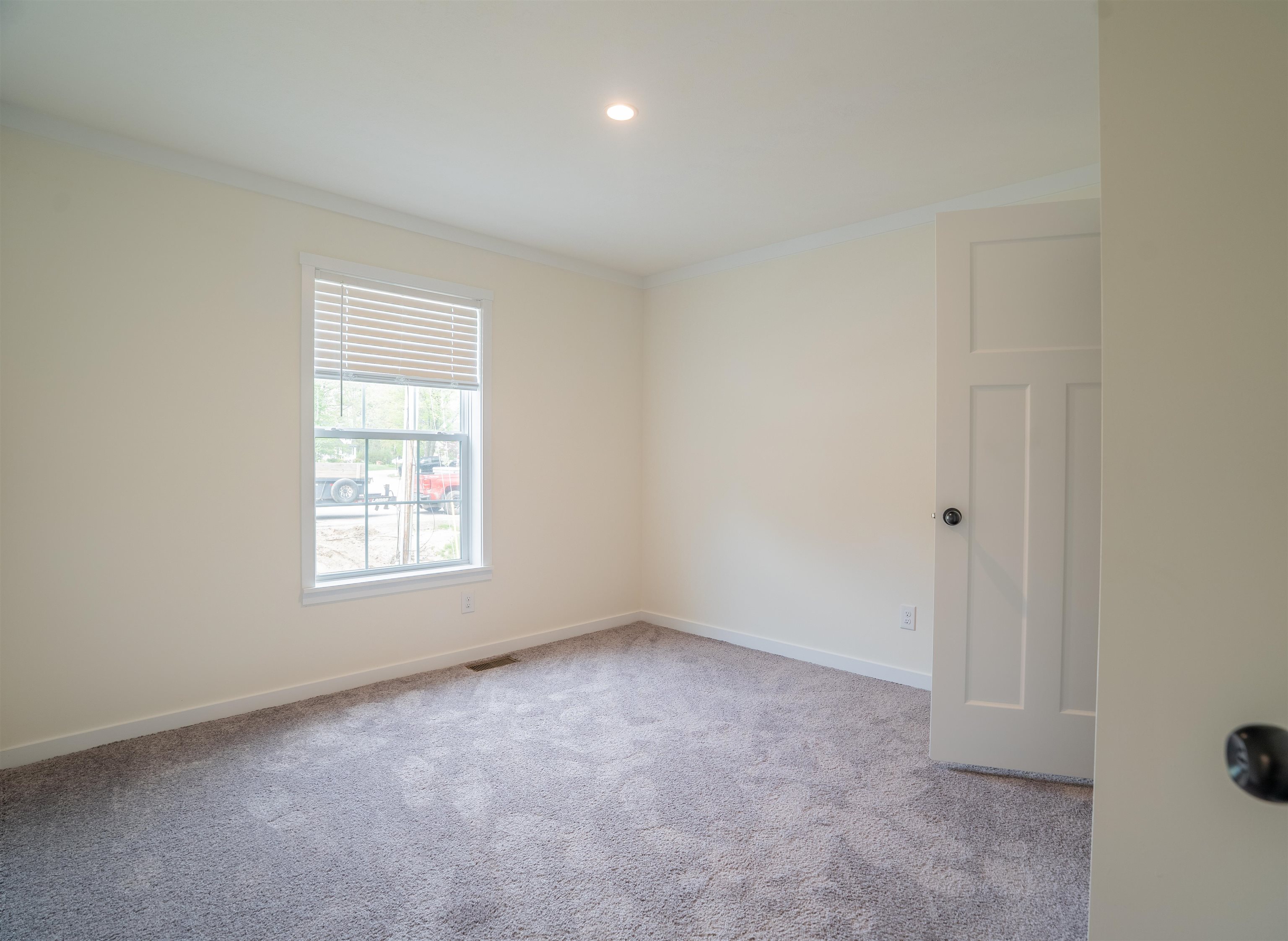 26 Deerfield Court Rochester, NH 03868 - Photo 14 of 17 Gallery Image 14