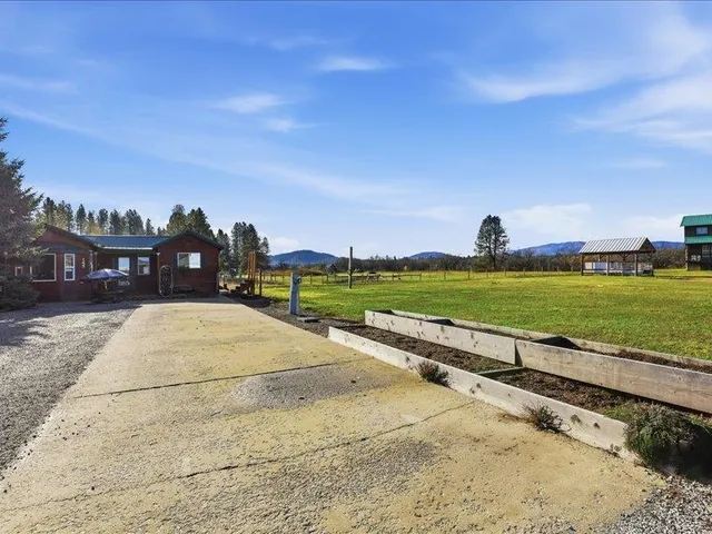 $180,000 | 145 Guinevere Drive, Usk, WA 99180