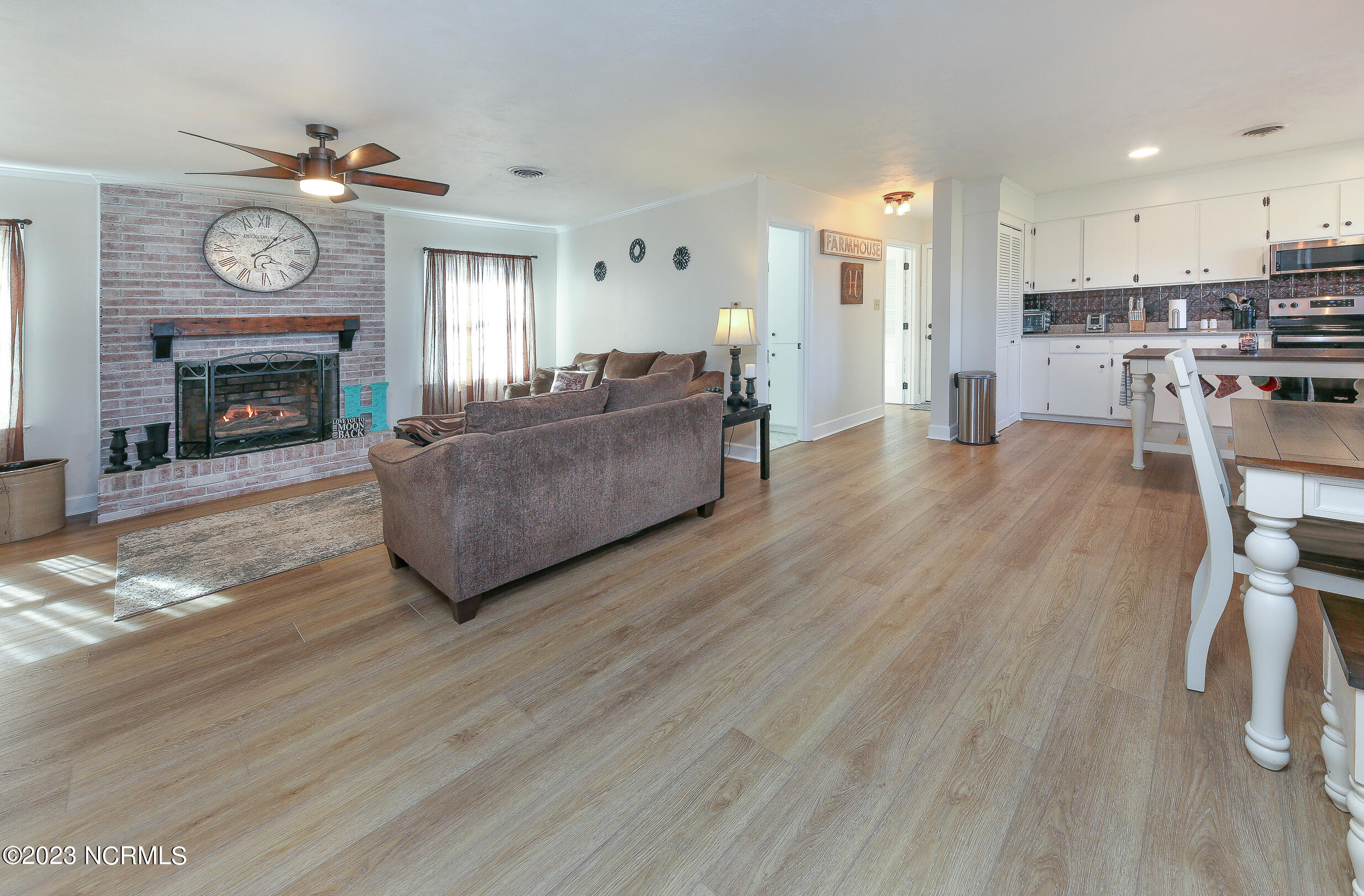 139 Johnny Harrell Road Gates, NC 27937 - Photo 22 of 56 Living area