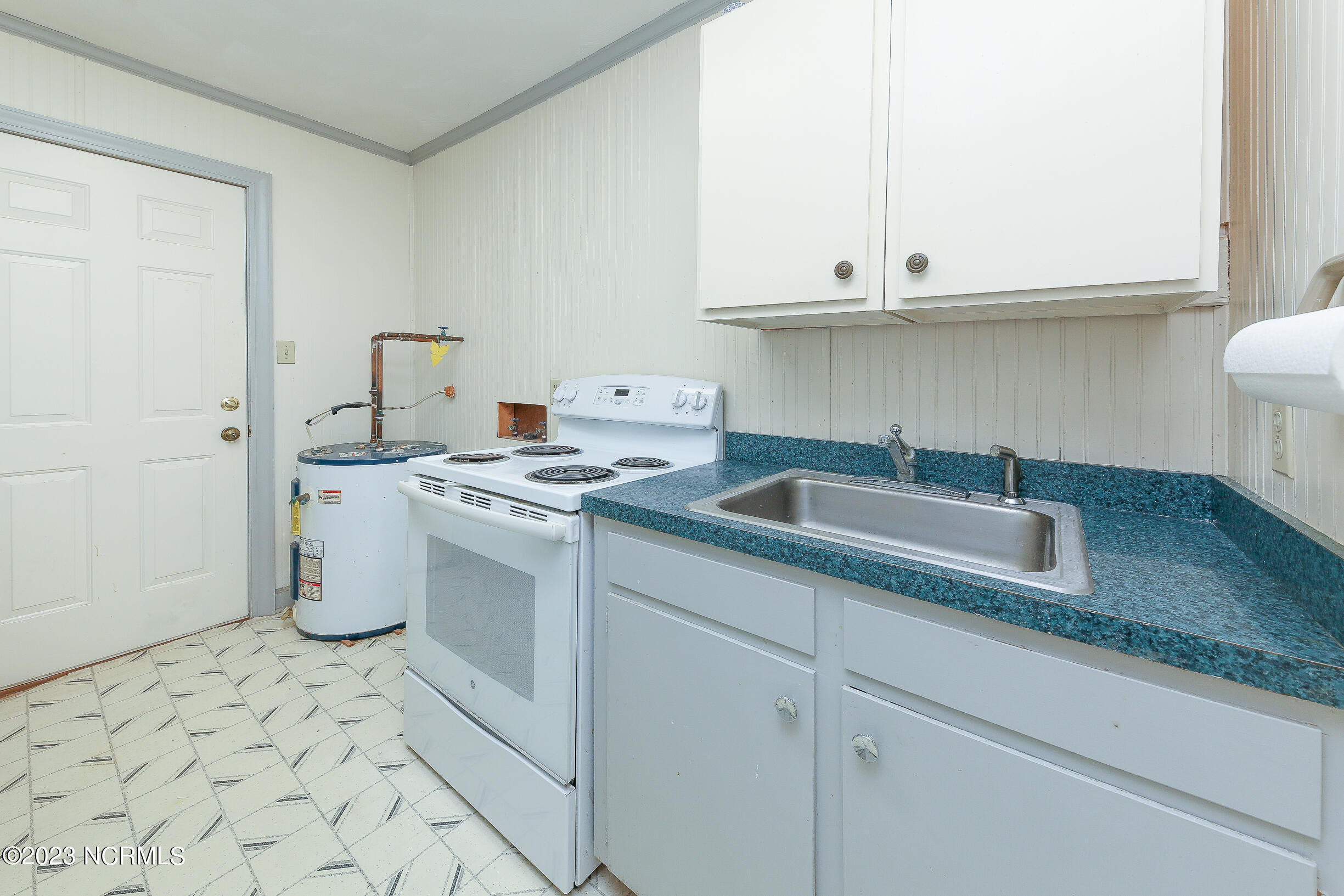 139 Johnny Harrell Road Gates, NC 27937 - Photo 40 of 56 Guest house kitchen