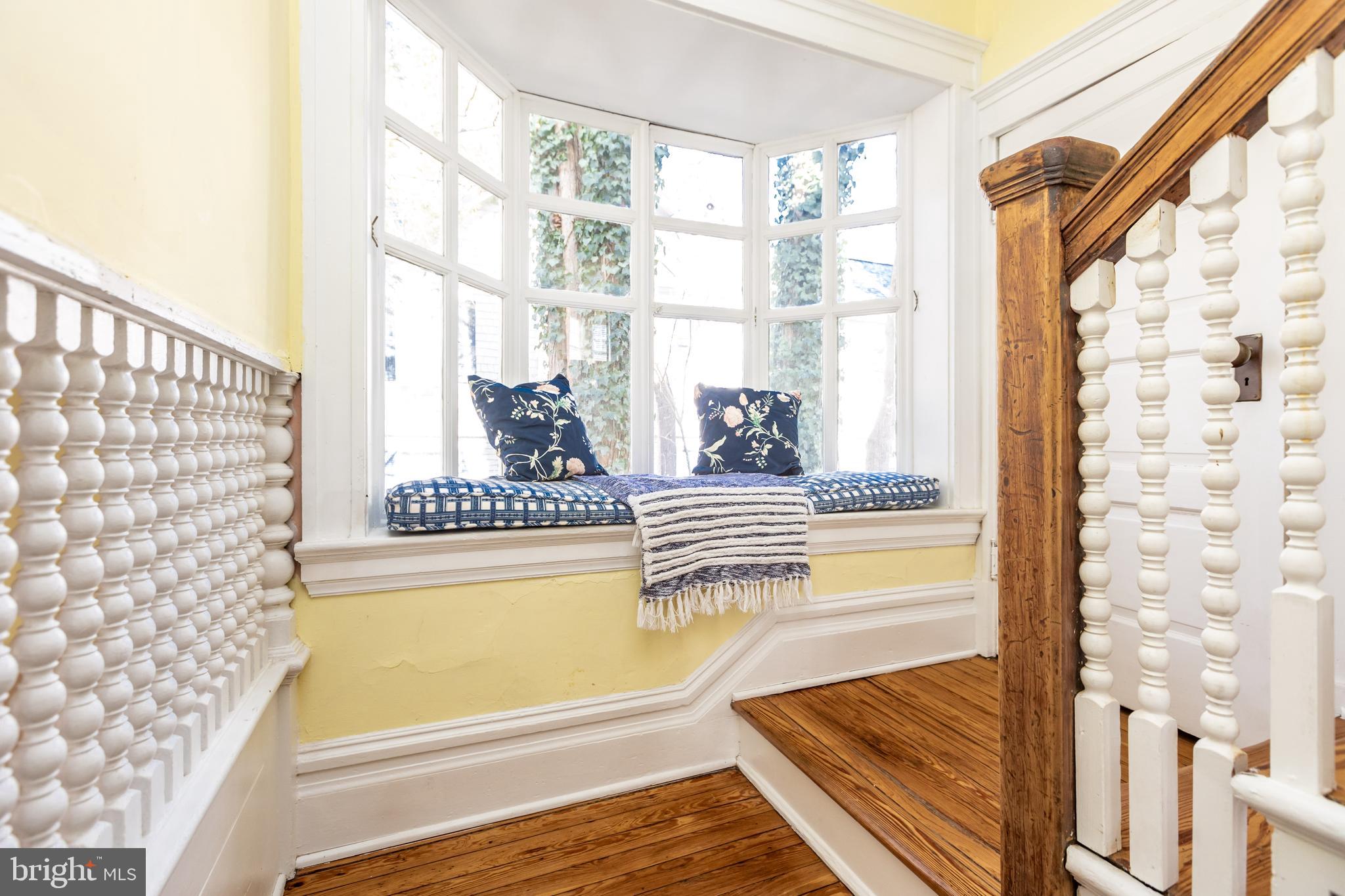 319 Hawthorn Road Baltimore, MD 21210 - Photo 21 of 52 Charm throughout