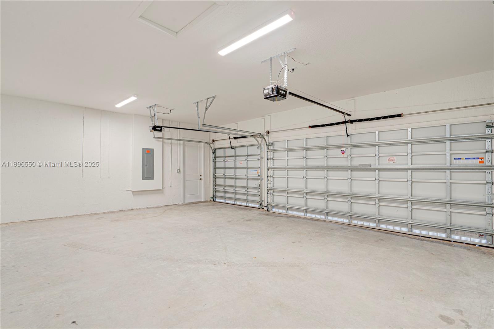 4390 Southwest 122nd Terrace Davie, FL 33330 - Photo 47 of 65