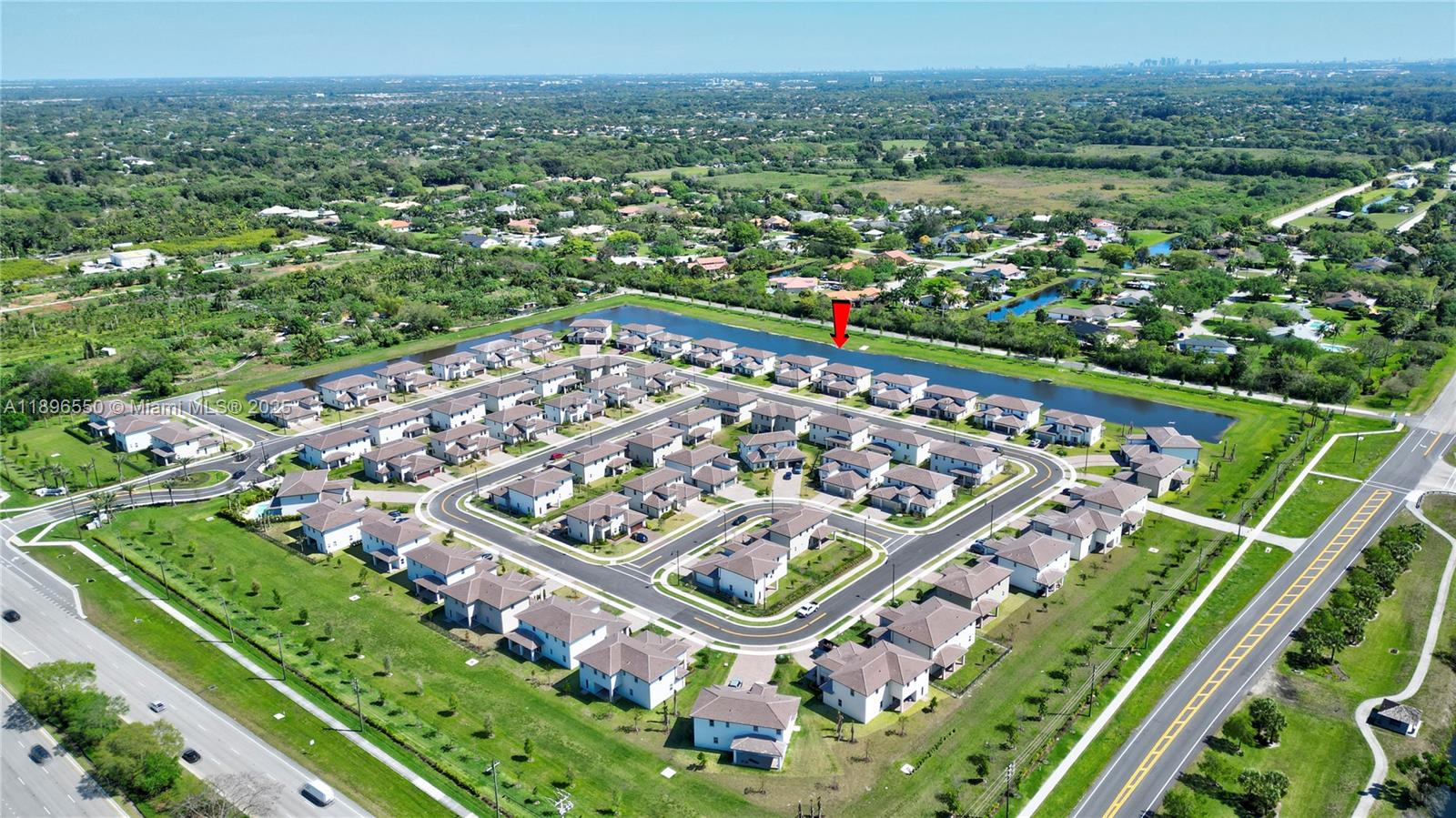 4390 Southwest 122nd Terrace Davie, FL 33330 - Photo 5 of 65