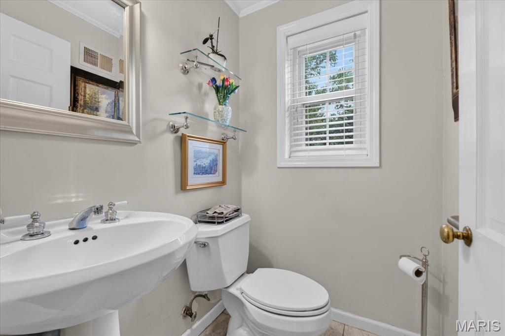 10099 Litzsinger Road Ladue, MO 63124 - Photo 28 of 53 Gallery Image 28