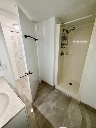 $2,500 | 9405 Fontainebleau Boulevard, Unit 109, Miami, FL 33172