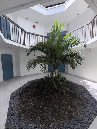 $2,500 | 9405 Fontainebleau Boulevard, Unit 109, Miami, FL 33172