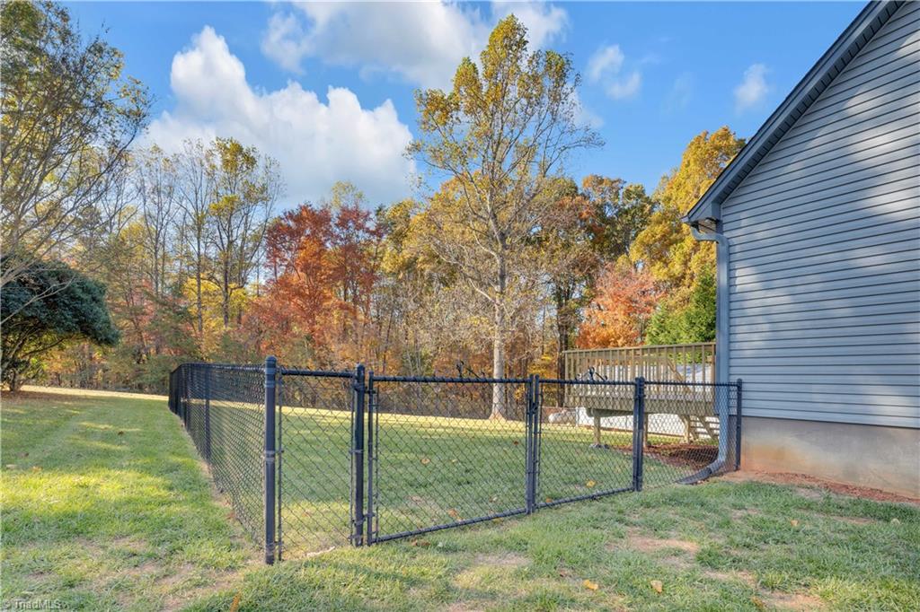 1109 Ridgecliff Drive Rural Hall, NC 27045 - Photo 12 of 46 Gallery Image 12