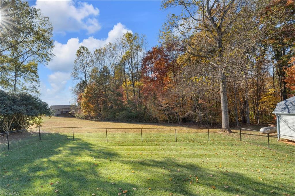 1109 Ridgecliff Drive Rural Hall, NC 27045 - Photo 13 of 46 Gallery Image 13