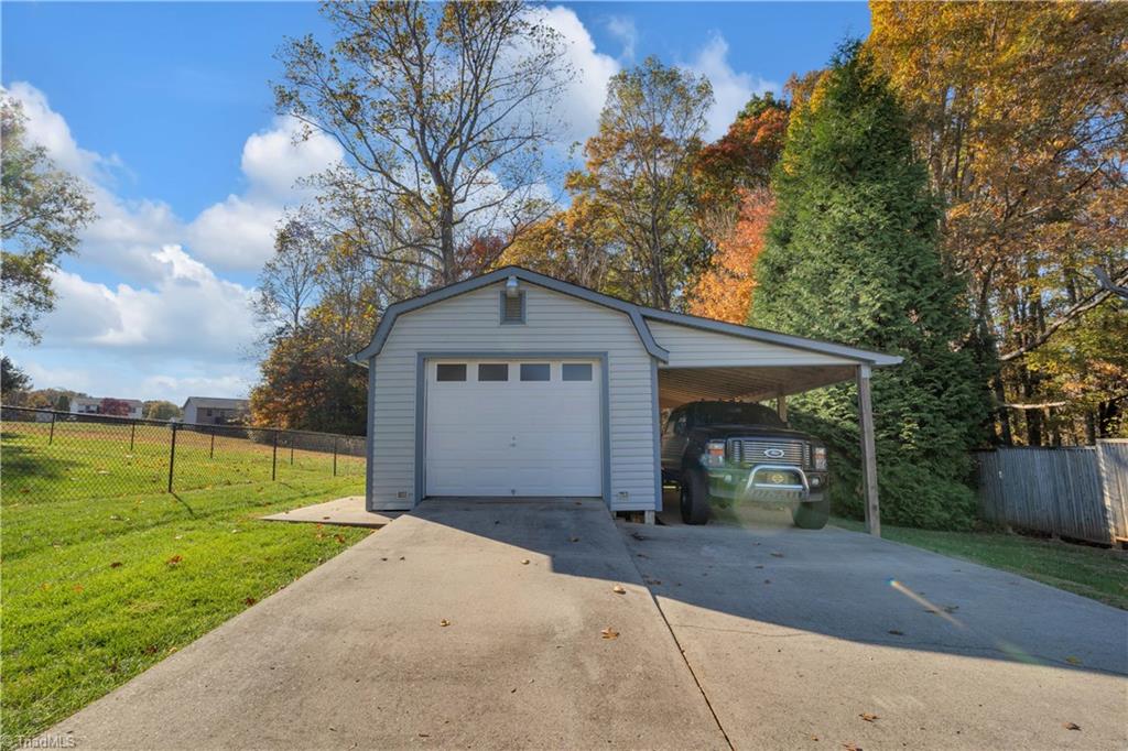 1109 Ridgecliff Drive Rural Hall, NC 27045 - Photo 18 of 46 Gallery Image 18