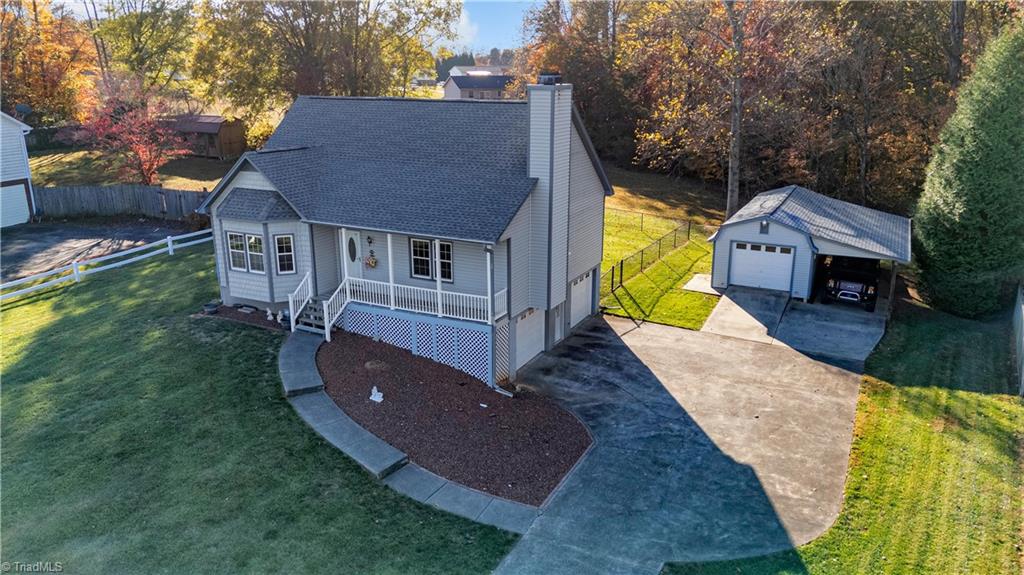 1109 Ridgecliff Drive Rural Hall, NC 27045 - Photo 4 of 46 Gallery Image 4