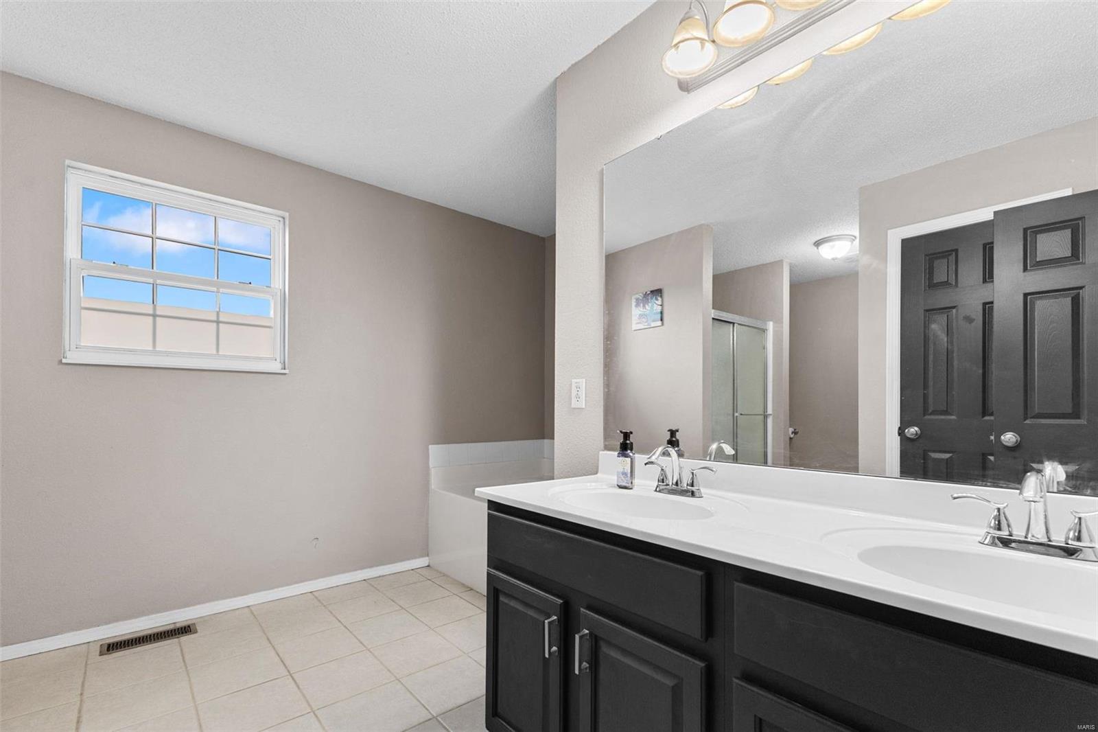 421 Wiegerstown Road O'Fallon, IL 62269 - Photo 27 of 65 Gallery Image 27