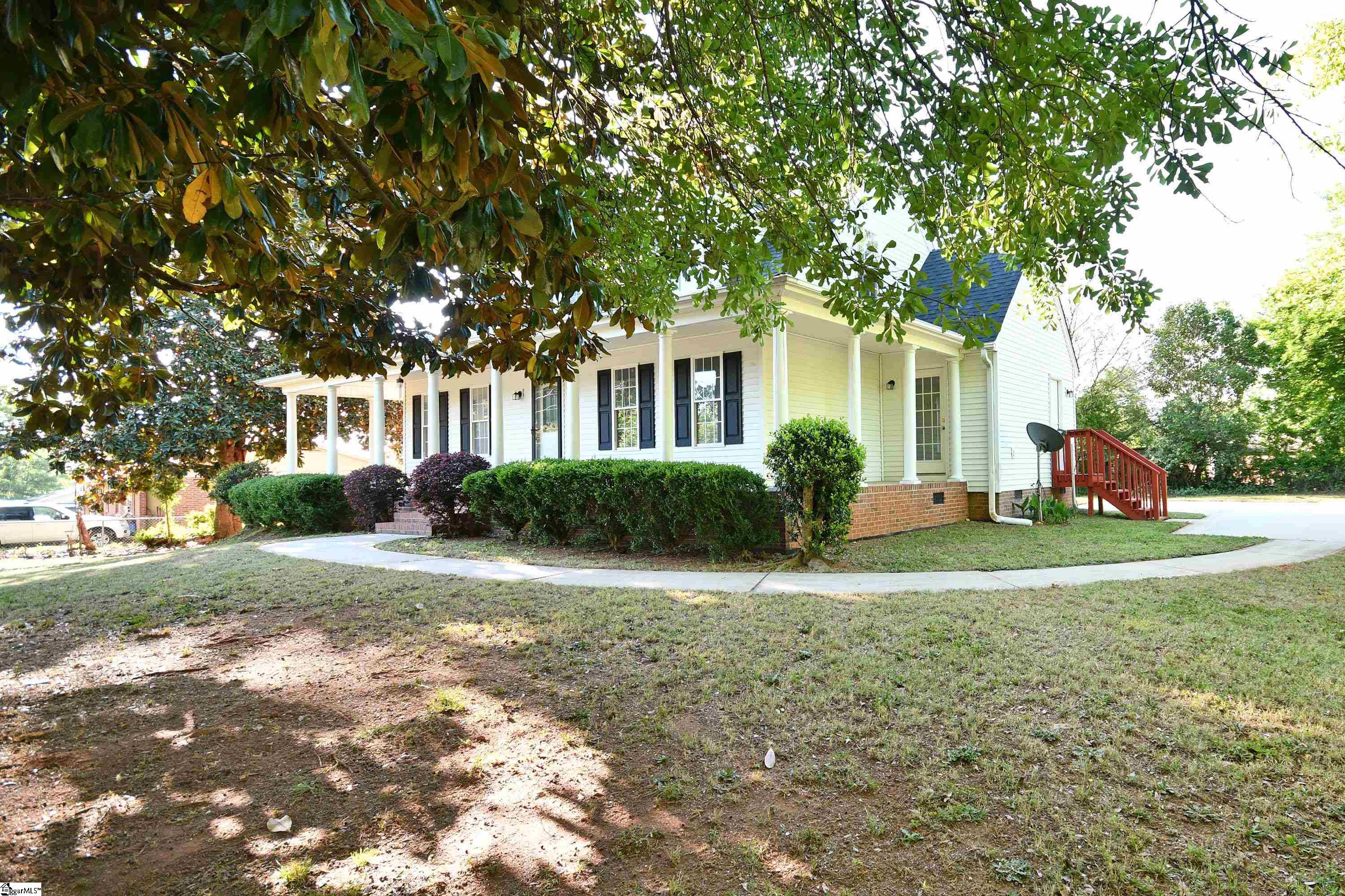 102 Tripp Street Williamston, SC 29697 - Photo 3 of 40