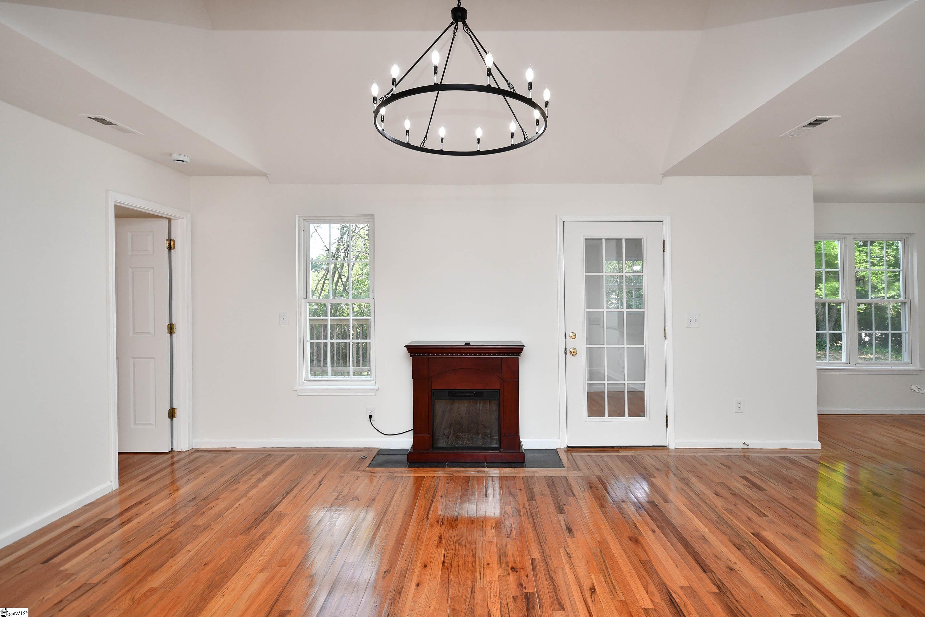 102 Tripp Street Williamston, SC 29697 - Photo 9 of 40