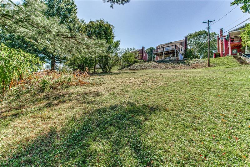 5295 Highgrove Road Pittsburgh, PA 15236 - Photo 15 of 25 Gallery Image 15