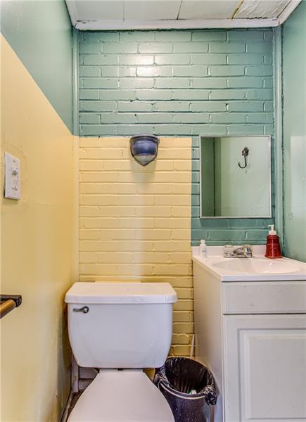 5295 Highgrove Road Pittsburgh, PA 15236 - Photo 25 of 25 Gallery Image 25