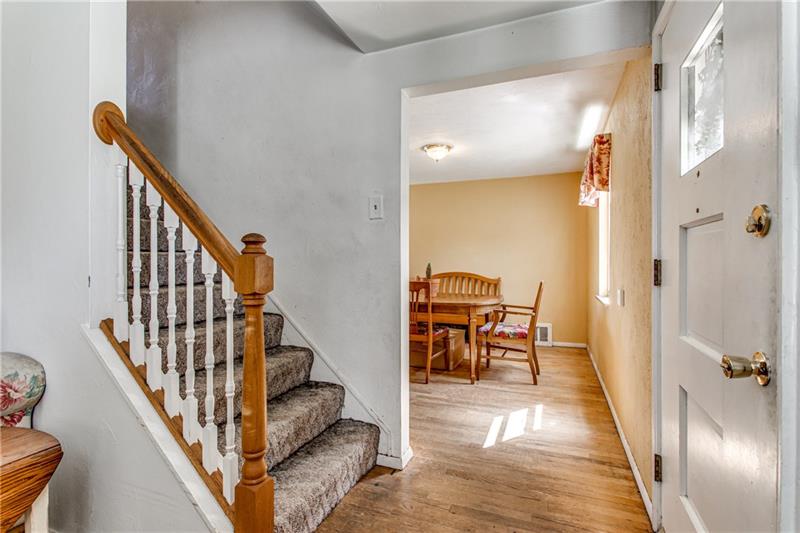 5295 Highgrove Road Pittsburgh, PA 15236 - Photo 5 of 25 Gallery Image 5
